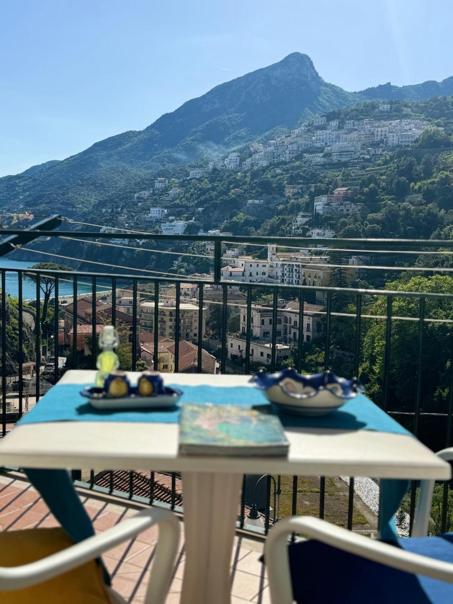 Panoramic Flat Amalfi Coast - Sea View 1 Leilighet Vietri Eksteriør bilde